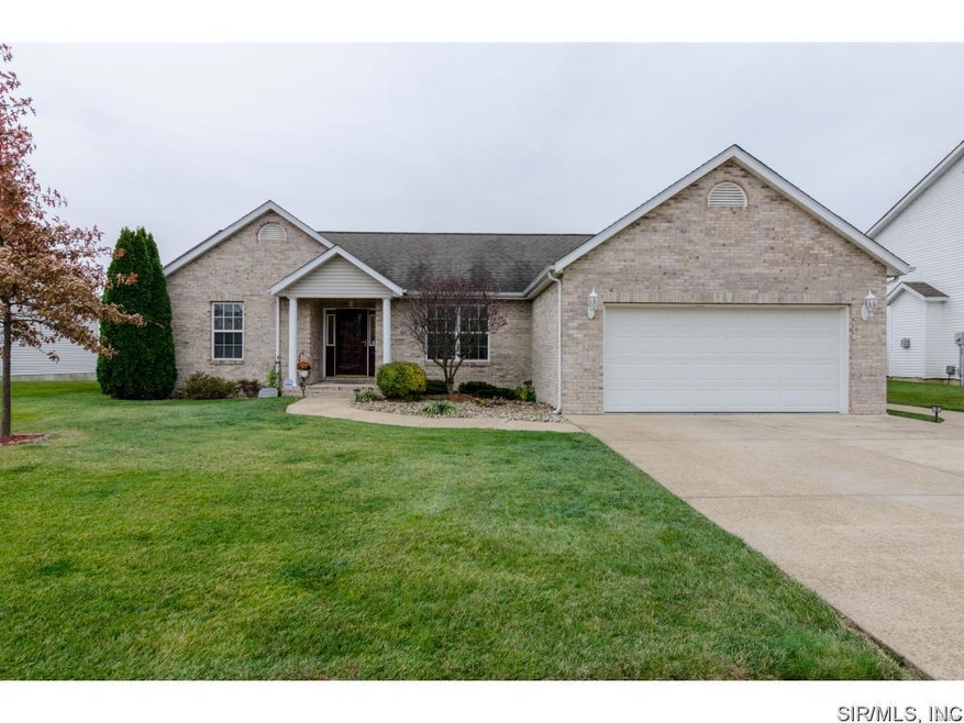 2044 Pinehurst Way, Maryville, IL 62062 - photo 1