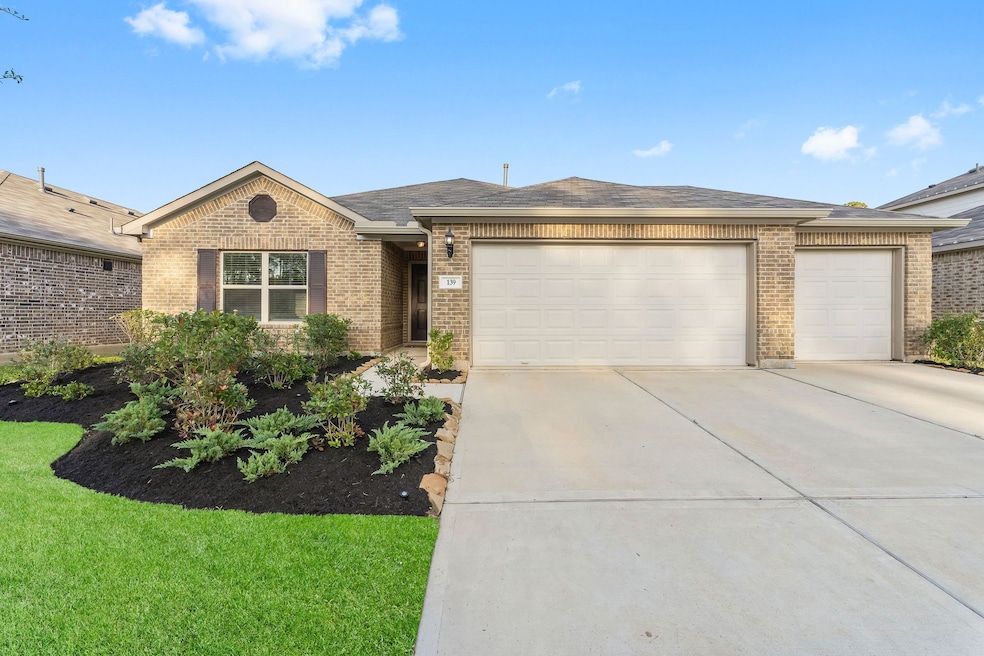 139 Valiant Ridge Trail, Magnolia, TX 77354 - photo 1