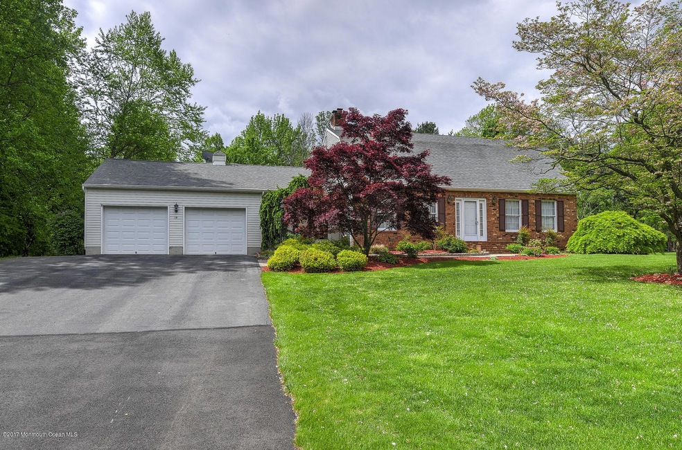 10 Fairway Ct Wrightstown NJ-large-002-3