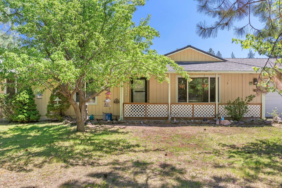 61520 Tanya Dr, Bend, OR 97702 - photo 1