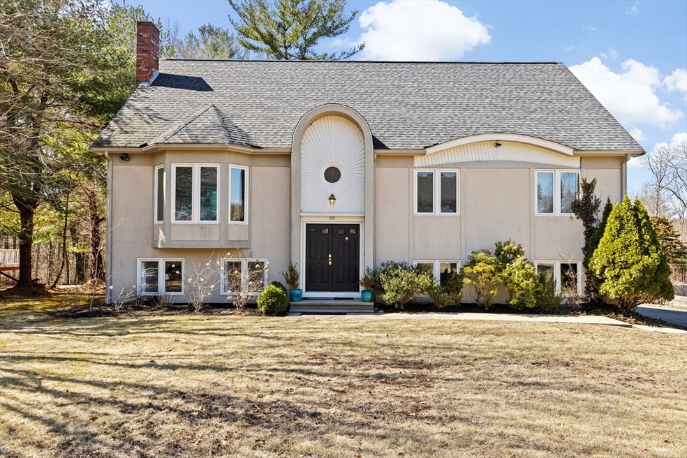 89 Lucas Dr, Stoughton, MA 02072 - photo 1