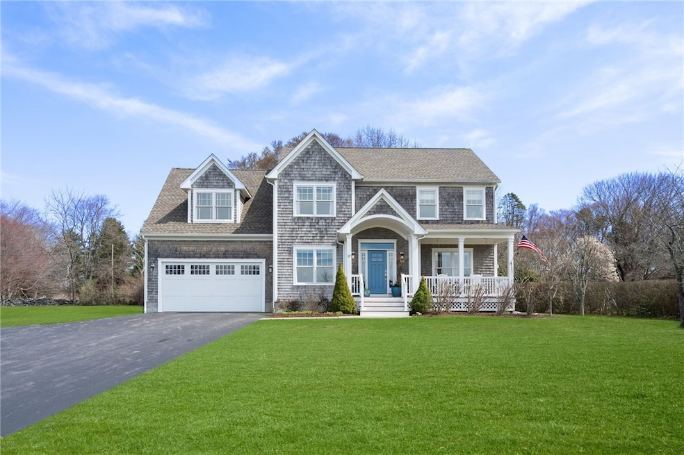 37 Island Dr, Middletown, RI 02842 - photo 1