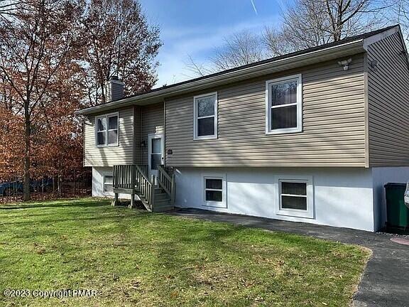 8564 Bumble Bee Way, Tobyhanna, PA 18466 - photo 1