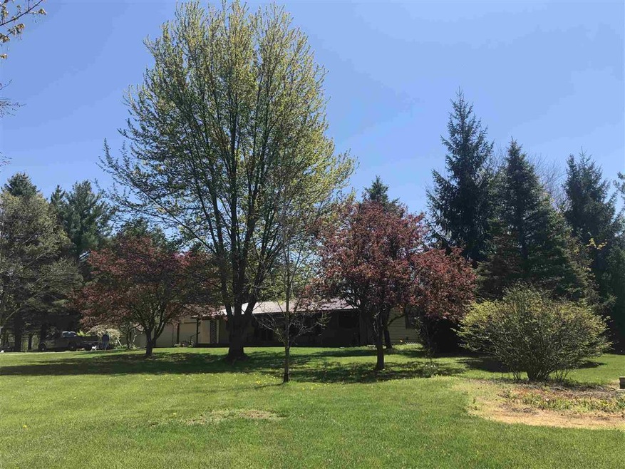 6569 W Maple Grove Rd, Huntington, IN 46750 - photo 1