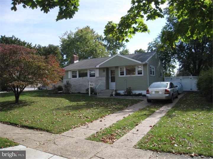 108 Whitman Ave, Stratford, NJ 08084 - photo 1