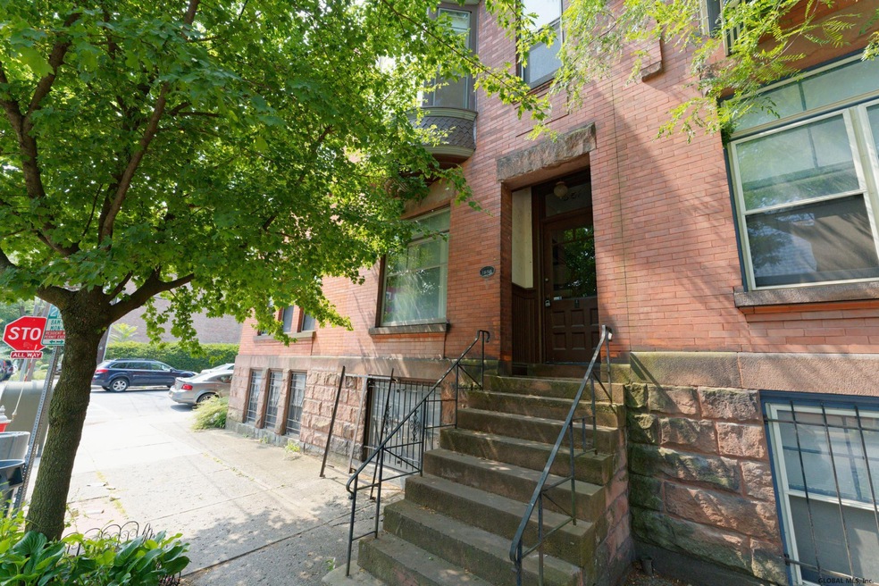 352 Hamilton St, Albany, NY 12210 - photo 1