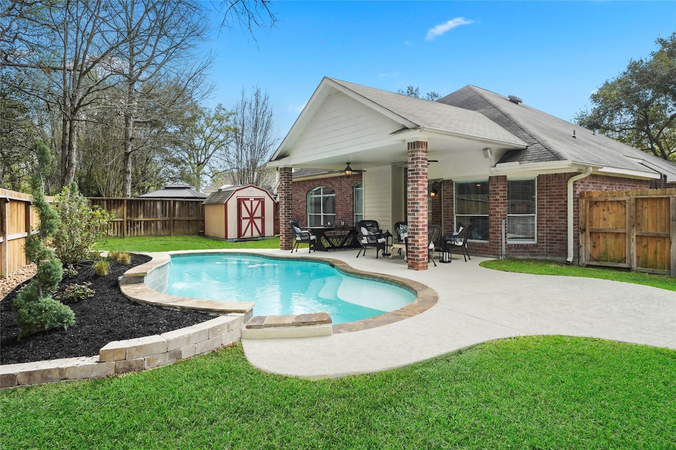 2111 Stoneycreek Park Ct, Conroe, TX 77385 - photo 1