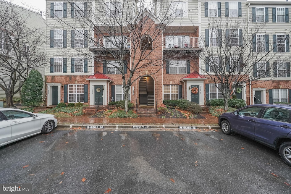11226 Edson Park Place unit 24, Rockville, MD 20852 - photo 1