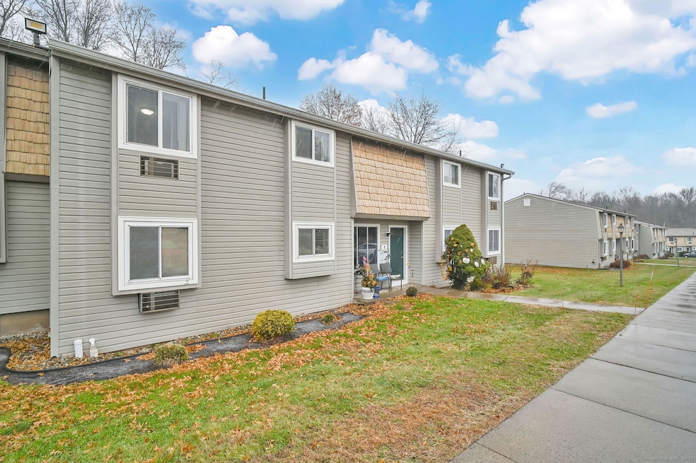 7 Carillon Dr unit C, Rocky Hill, CT 06067 - photo 1