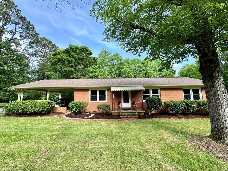 317 Sawyersville Rd, Asheboro, NC 27205 - photo 1