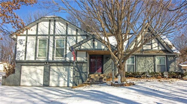 908 NW 12th St, Blue Springs, MO 64015 - photo 1