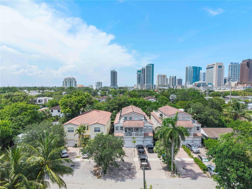 217 SW 11th St unit 217, Fort Lauderdale, FL 33315 - photo 1