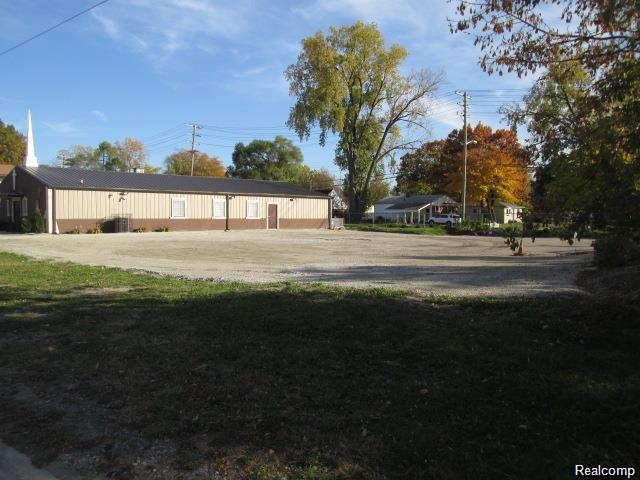 8813 Northend Ave, Ferndale, MI 48220 - photo 1