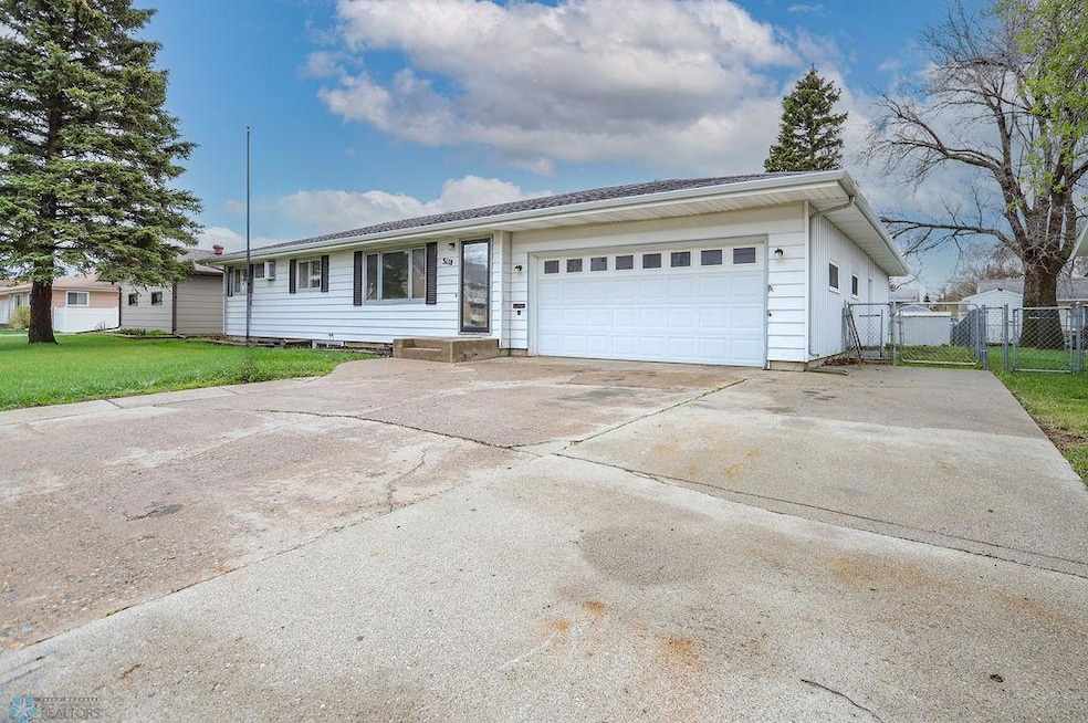 3118 Broadway N, Fargo, ND 58102 - photo 1