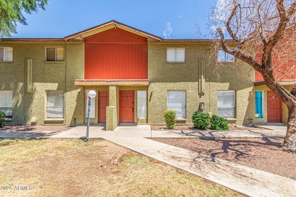 4615 N 39th Ave unit 16, Phoenix, AZ 85019 - photo 1