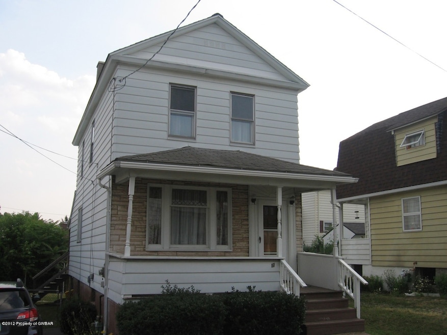 17 Farrell Ln, Wilkes Barre, PA 18705 - photo 1