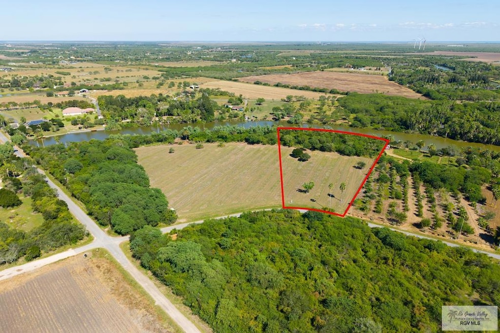 Lot 4 W Resaca unit 4, Bayview, TX 78566 - photo 1