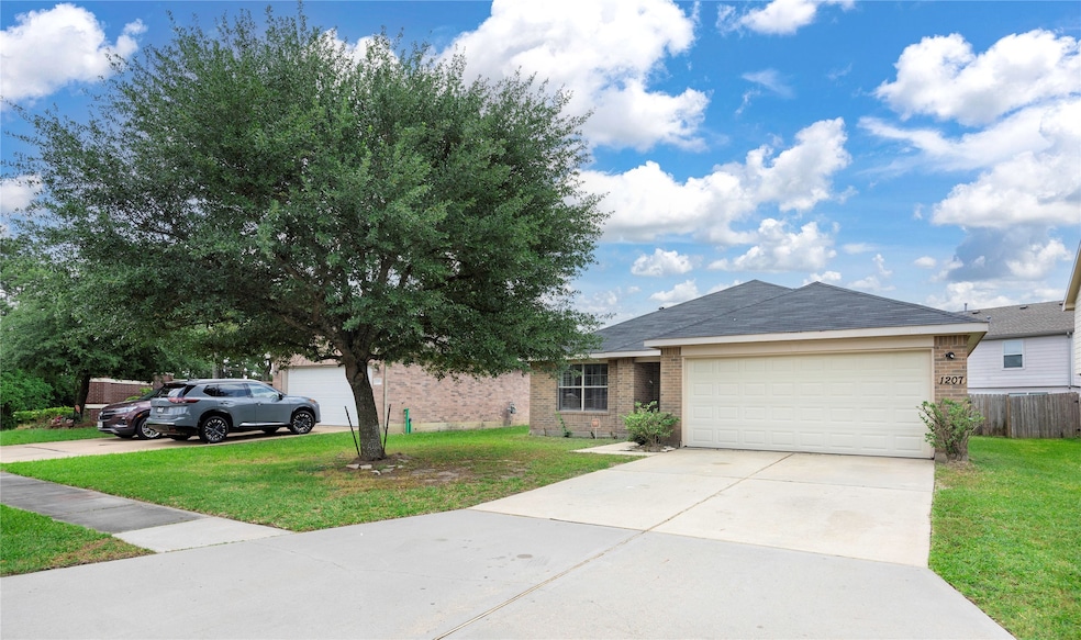 1207 Bartlett Cove Dr, Houston, TX 77067 - photo 1