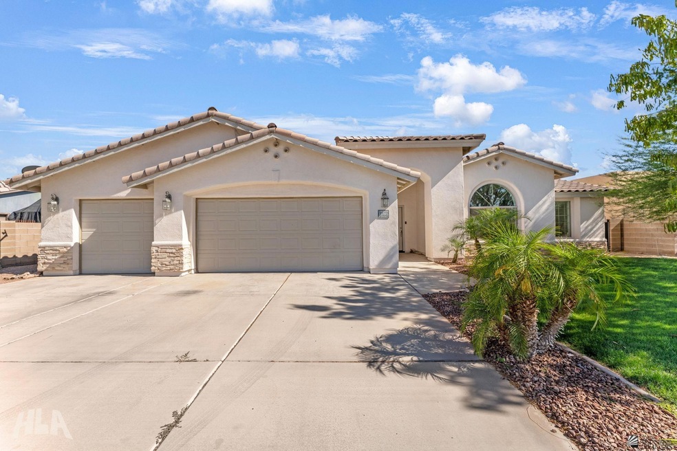 11785 E 27th Place, Yuma, AZ 85367 - photo 1