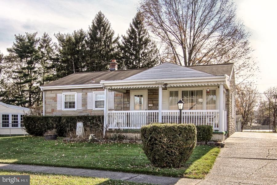17 Shirley Dr, Middletown, PA 17057 - photo 1
