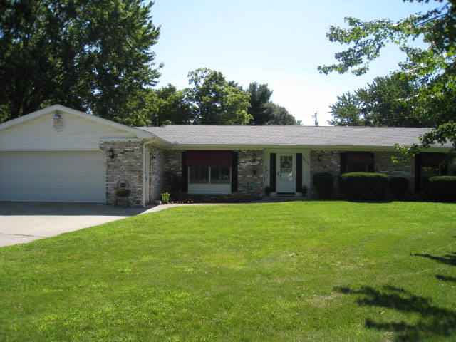 56602 Brightwood Blvd, Elkhart, IN 46516 - photo 1