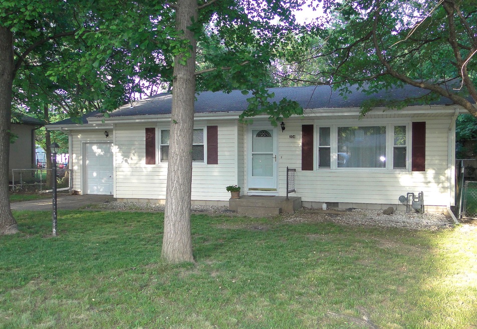204 N Prospect St, Nixa, MO 65714 - photo 1