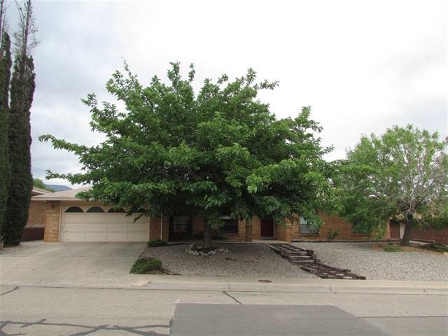 3022 Los Robles, Alamogordo, NM 88310 - photo 1