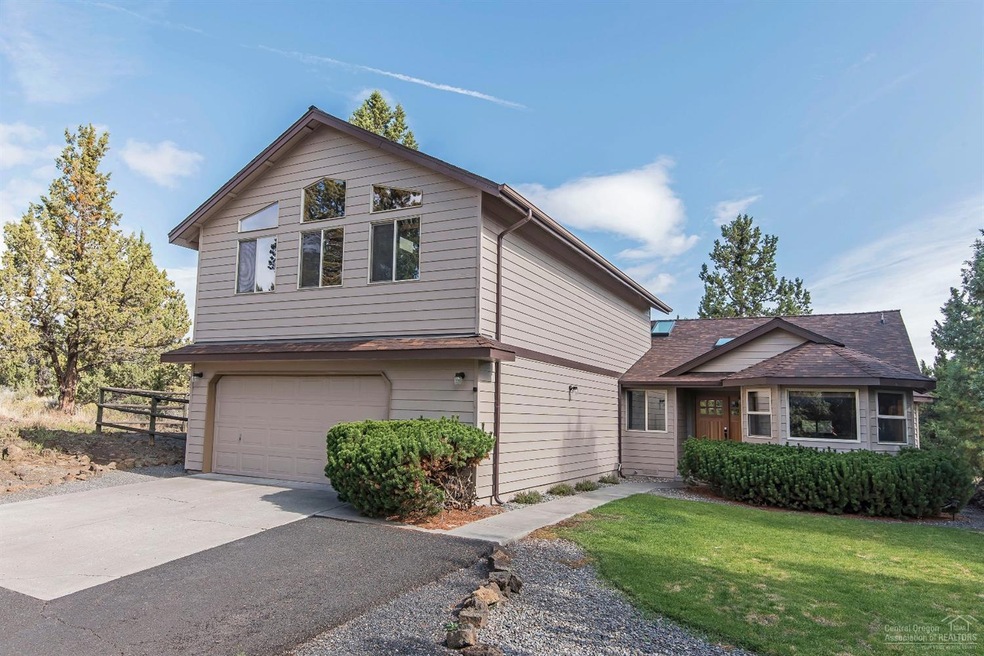 64050 Tanglewood Rd, Bend, OR 97703 - photo 1