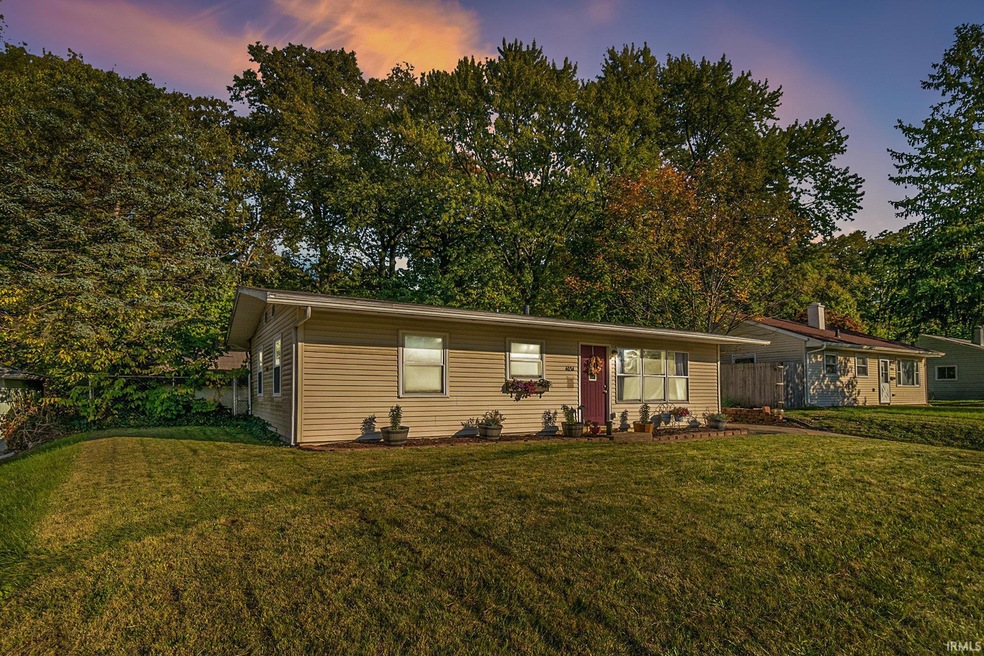 Adorable Open Concept 3 Bedroom Home Thats Conveni