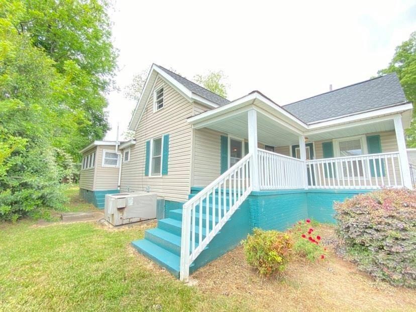 47 N Main St, Inman, SC 29349 - photo 1