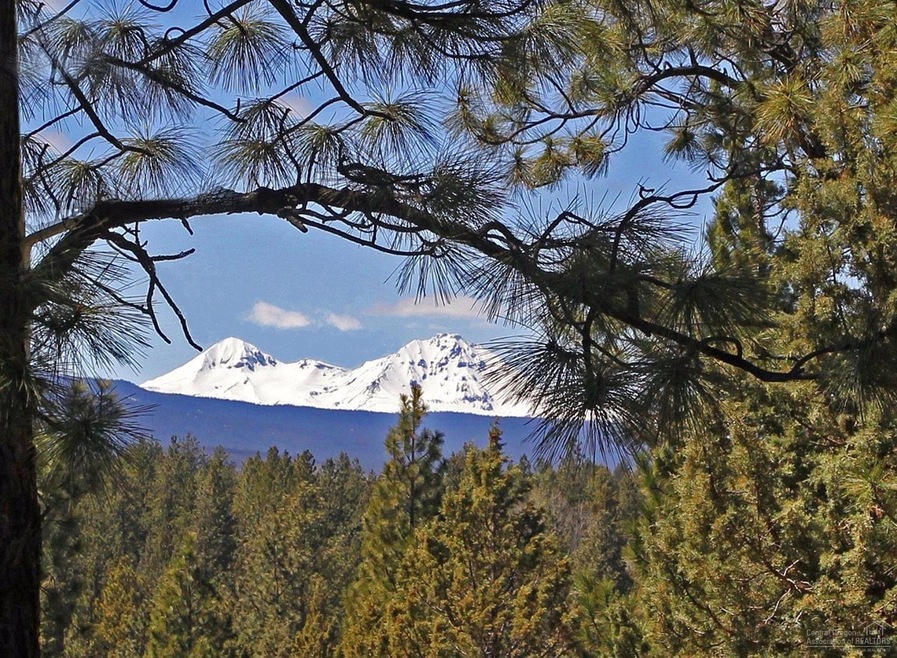0 Saddleback Dr, Bend, OR 97703 - photo 1