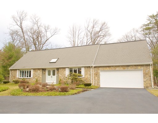 7 Cherokee Cir, Andover, MA 01810 - photo 1