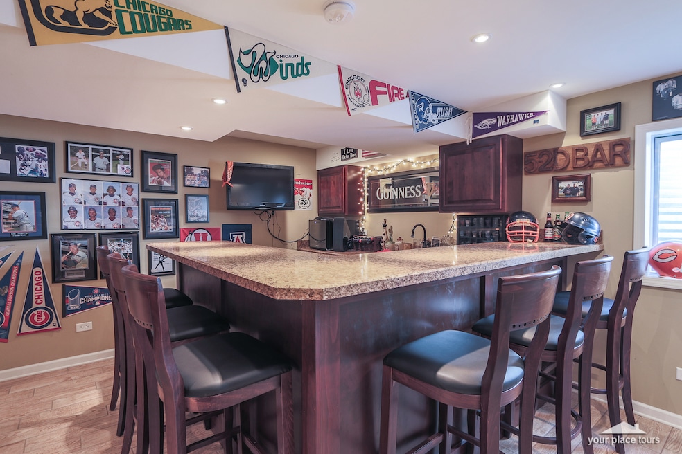 238 Isleview Dr, Oswego, IL 60543 - photo 1