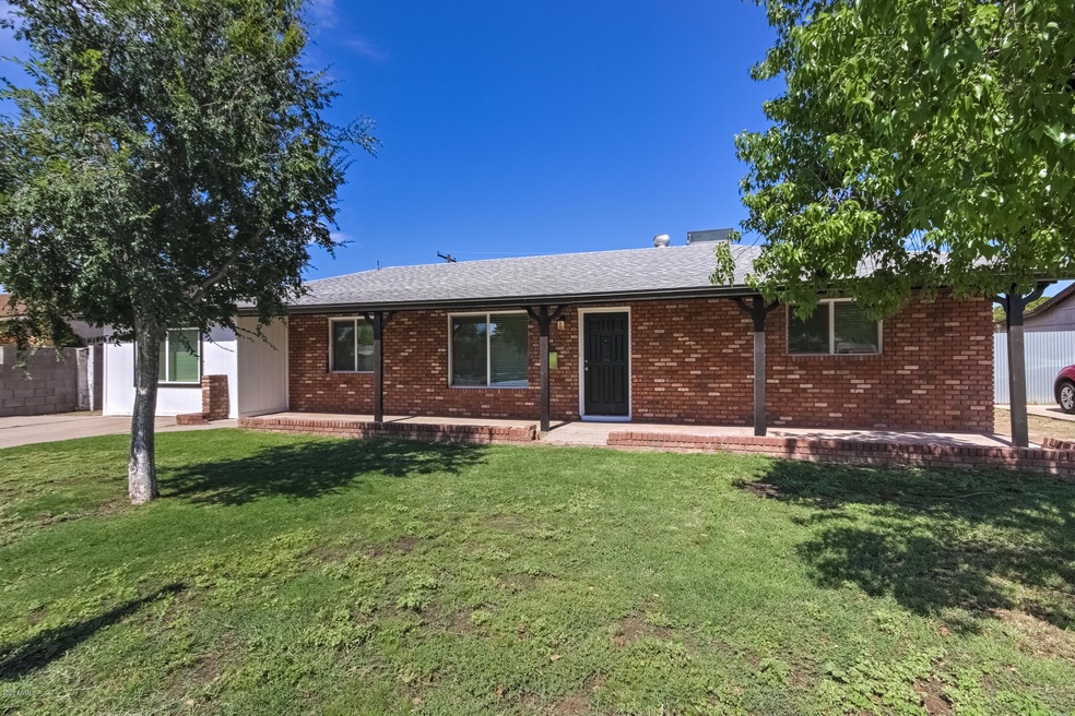 836 N Dakota St, Chandler, AZ 85225 - photo 1