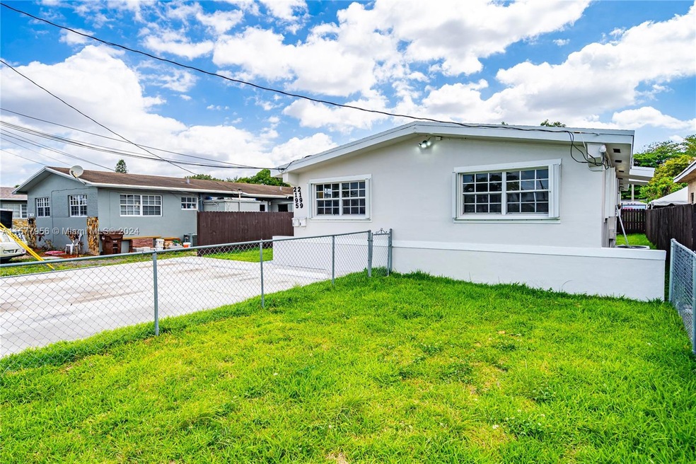 Unit 1 Front Yard