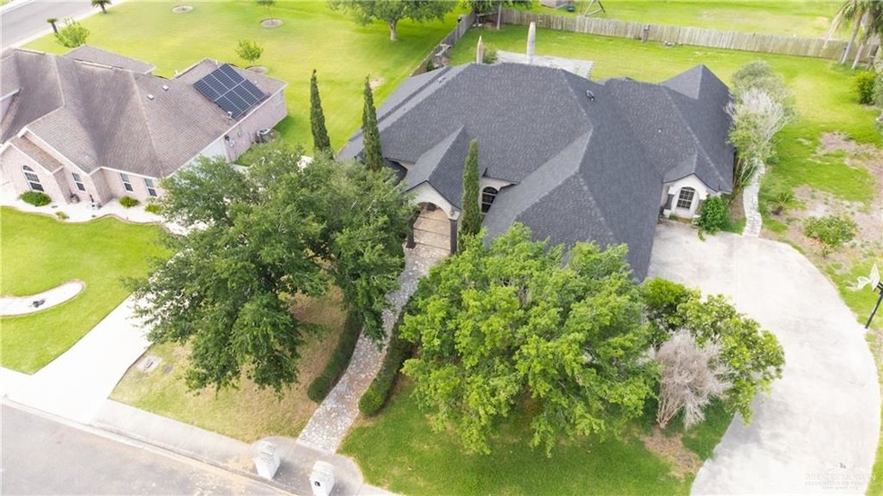 1245 Nicolas Cir, Weslaco, TX 78599 - photo 1