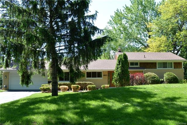 3371 W Maple.JPG