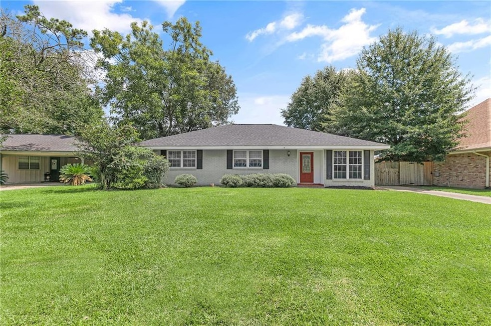 523 Joe Farris Dr, Hammond, LA 70403 - photo 1