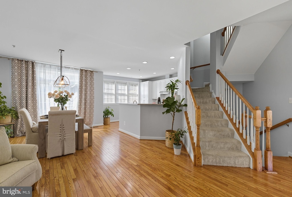 Under Contract $699,900