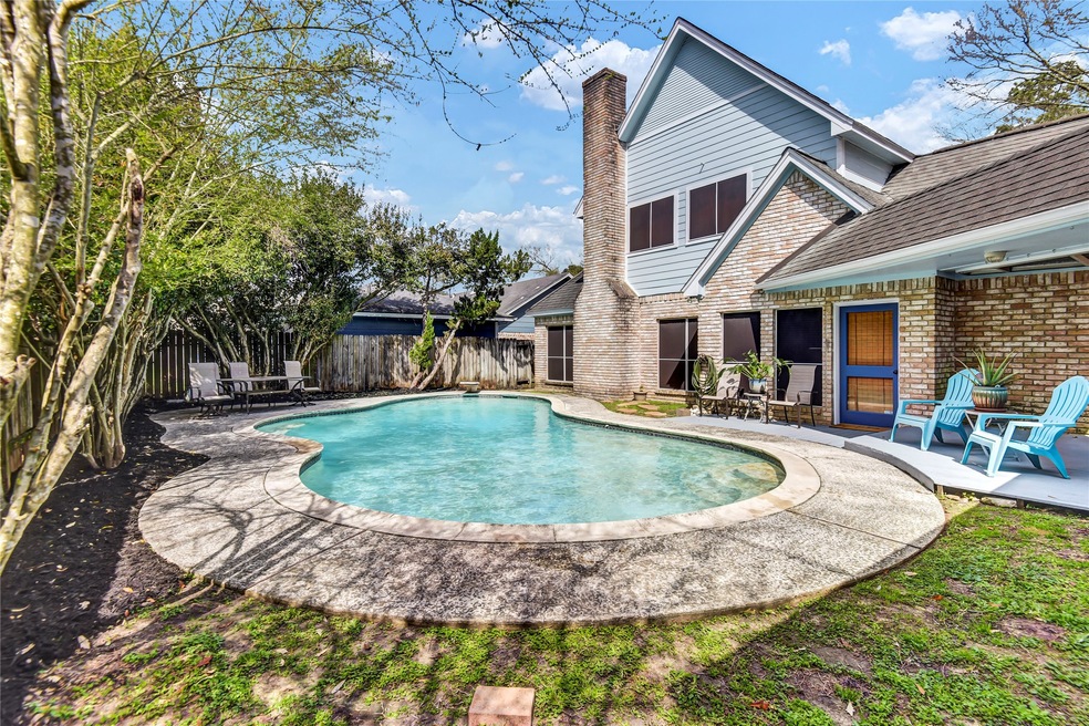 15707 Oxenford Dr, Tomball, TX 77377 - photo 1