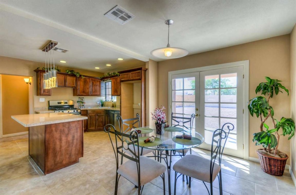 Kitchen (1)