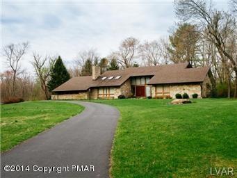 172 E Aluta Mill Rd, Nazareth, PA 18064 - photo 1