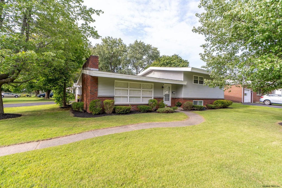 237 Osborne Rd, Albany, NY 12205 - photo 1