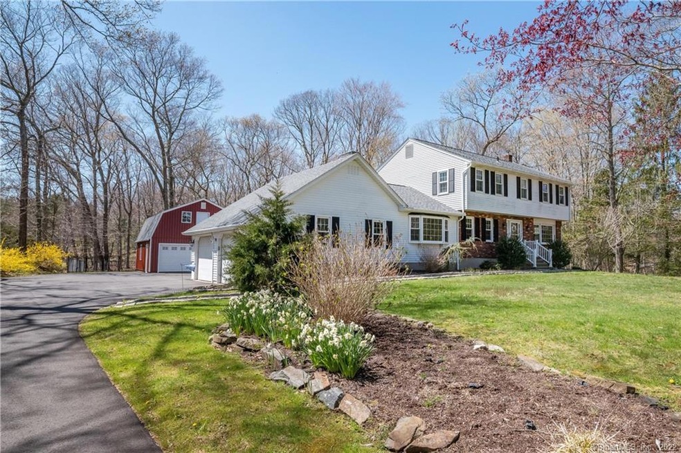 1300 Little Meadow Rd, Guilford, CT 06437 - photo 1