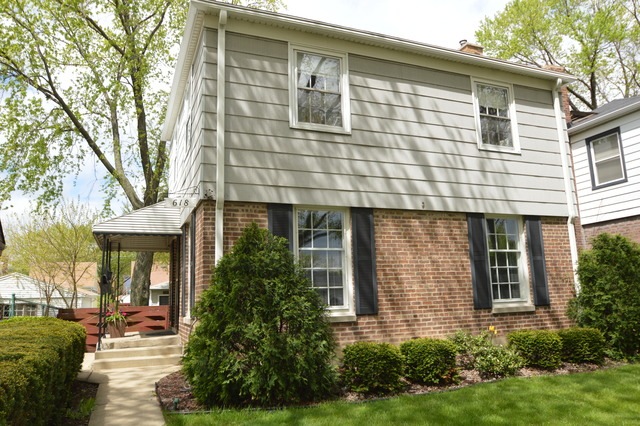 618 Suffolk Ave, Westchester, IL 60154 - photo 1