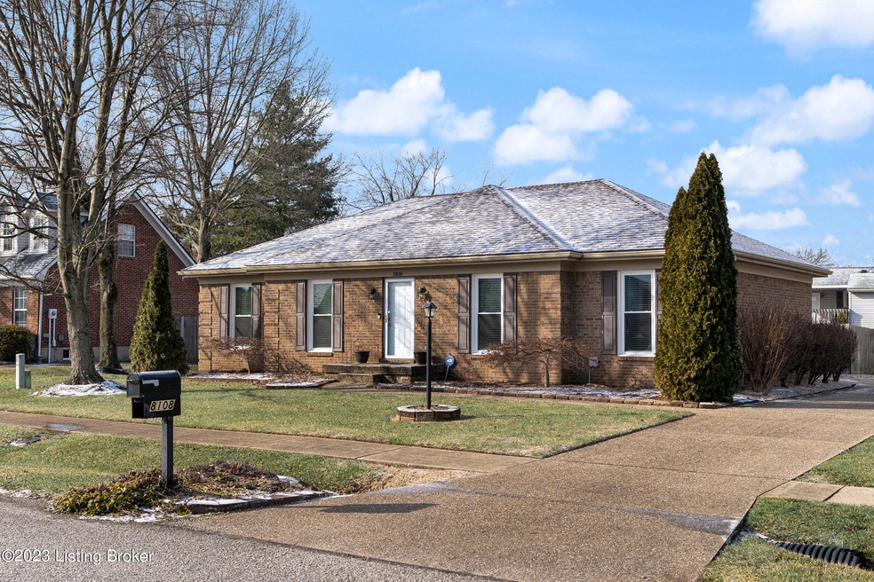 8108 Rome Beauty Way, Louisville, KY 40228 - photo 1