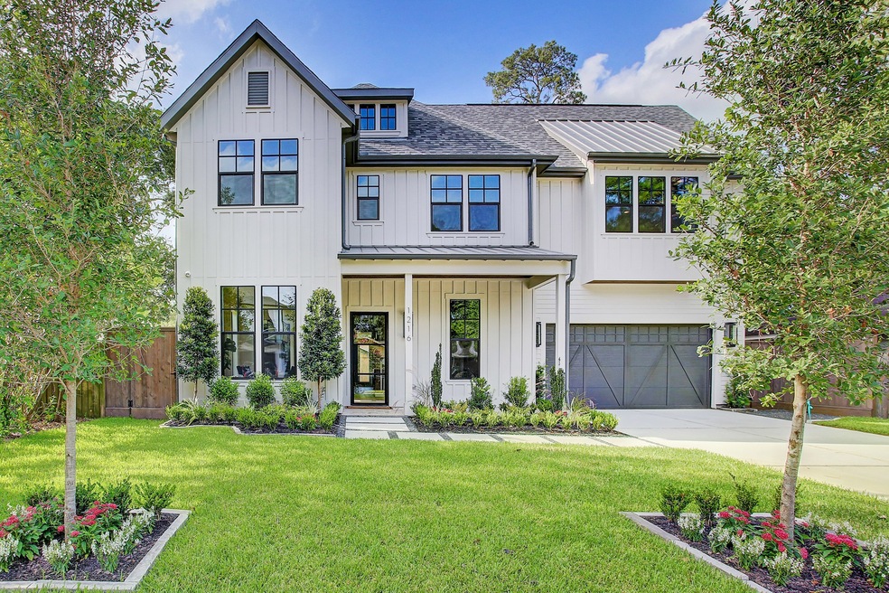 1216 Chantilly Ln, Houston, TX 77018 - photo 1
