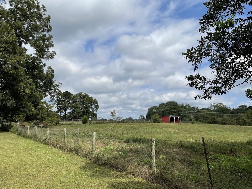 7276 Union Grove Rd, Lithonia, GA 30058 - photo 1