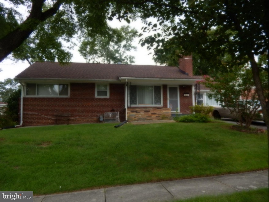 9328 Lynmont Dr, Adelphi, MD 20783 - photo 1