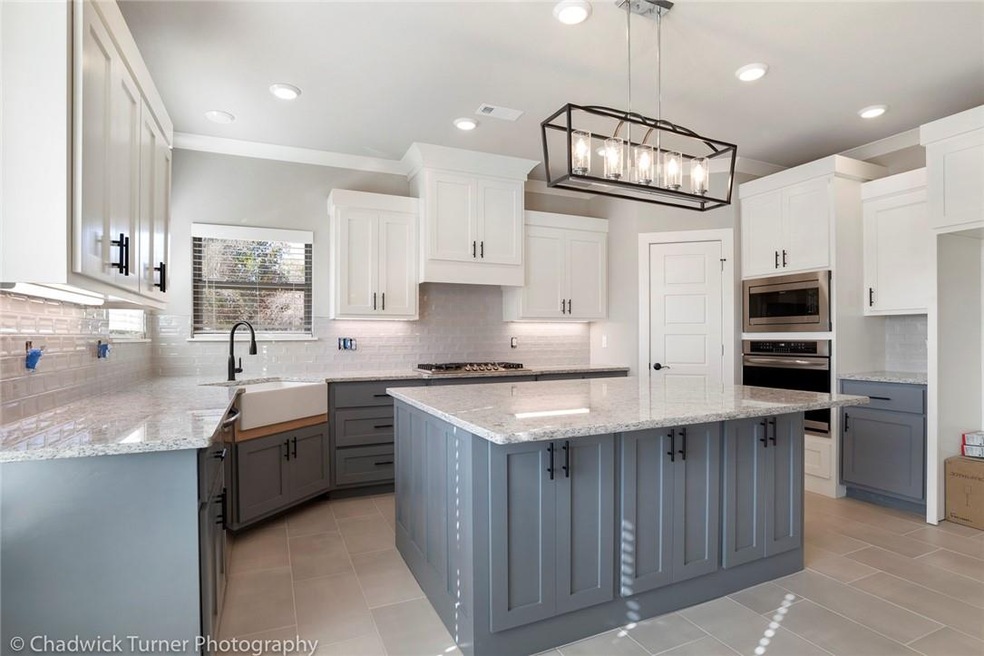 210 SW Highland Rd, Bentonville, AR 72712 - photo 1